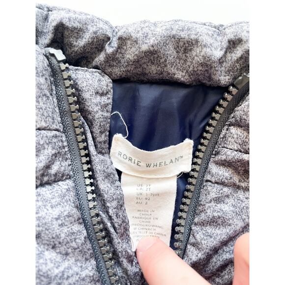 Toddler Boy's Rorie Whelan Gray Puffer Vest Size 2T - Picture 2 of 4